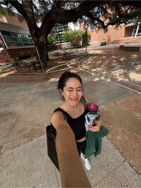 Meet your Posher, Briana